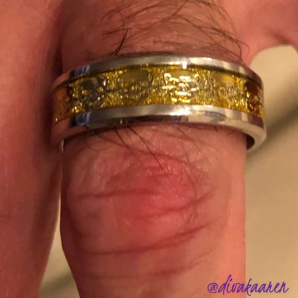 Stainless Steel Titanium Wedding Band/Ring Skull - Picture 2 of 5